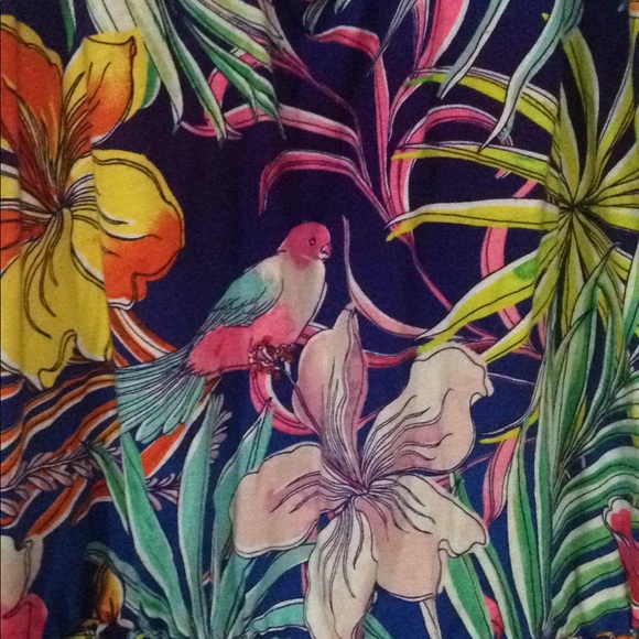 Floral romper with birds - Picture 3 of 3